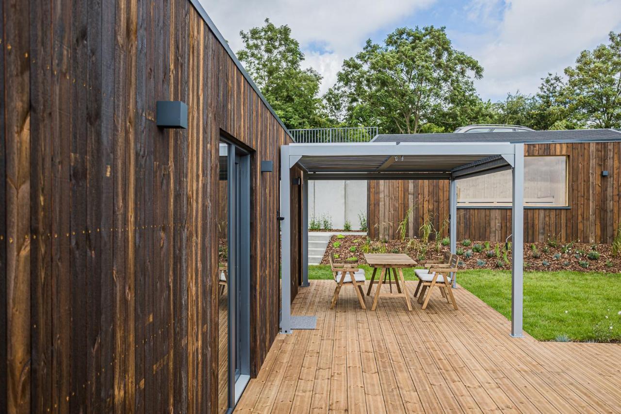 Nowe Domki Deluxe Z Widokiem Na Zatoke Z Basenem I Sauna Oslonino 外观 照片